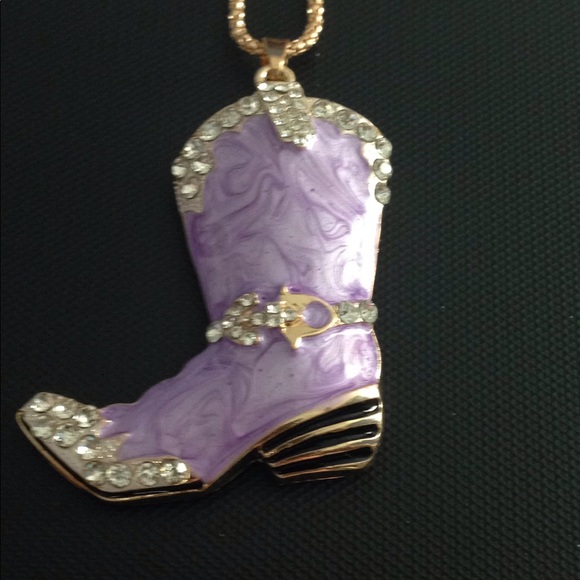 Betsey Johnson Jewelry - Betsey Johnson cowboy boots necklace